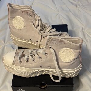 Converse Women's High-Top Sneakers - Desert Sand/Egret/Pink Clay